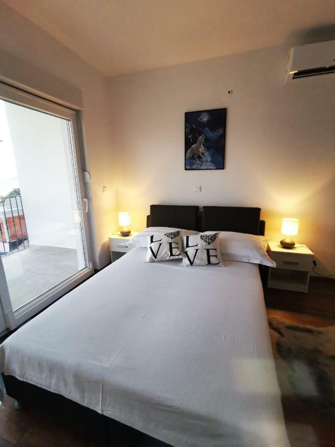 Charming Studio - Apartment Makarska Dış mekan fotoğraf